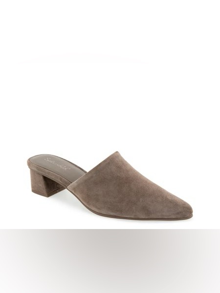 Splendid Lorelei Mule